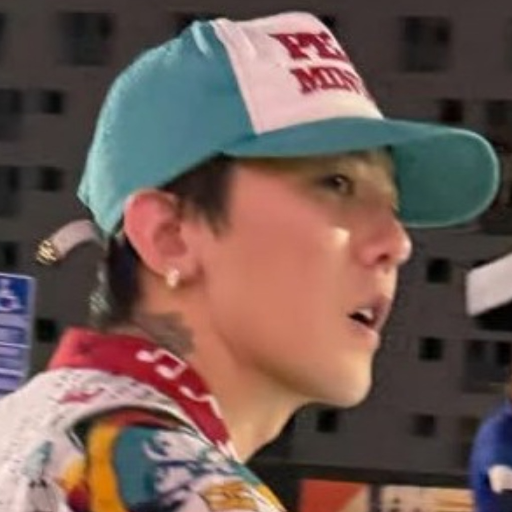 G-Dragon gallery image