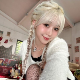 Hikaru gallery image