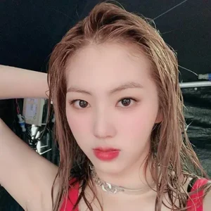 EunBin gallery image