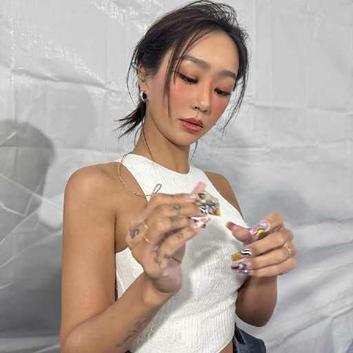 Imagem da galeria de Hyolyn