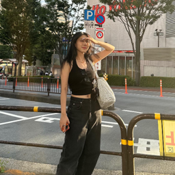 Yella.E gallery image