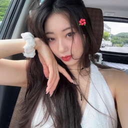 Kyungri gallery image