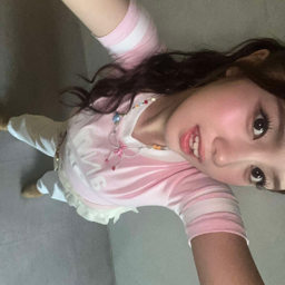 Elisia gallery image