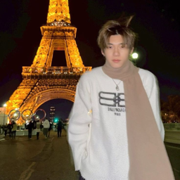 TeeTee gallery image