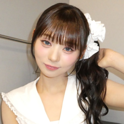 Hyeonju gallery image