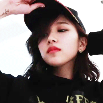 Mina gif