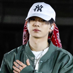 Heeseung gallery image