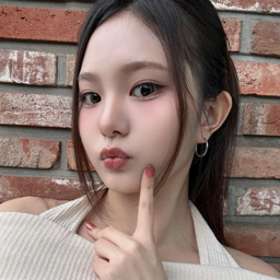 LingLing gallery image