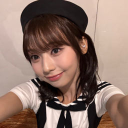 Hyeonju gallery image