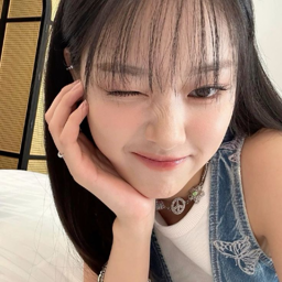 Hyunjin gallery image