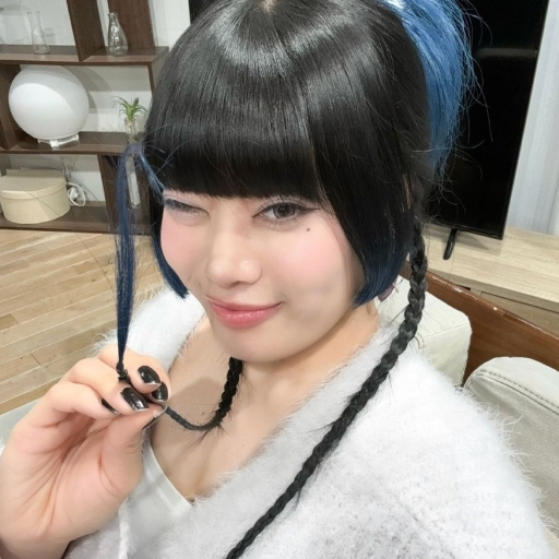 Naoko gallery image