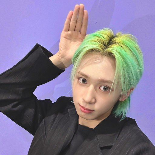 Hee gallery image