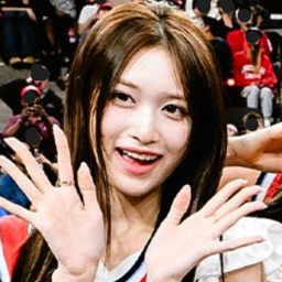 Leeseo gallery image