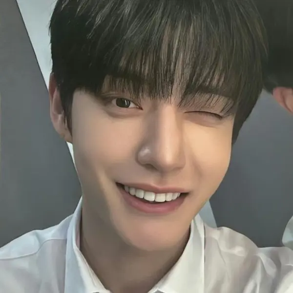 Kim Jiwoong gallery image