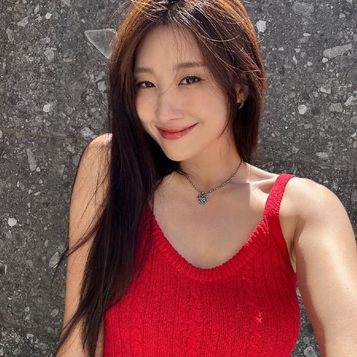Hyuna gallery image