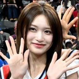 Leeseo gallery image