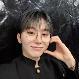 Seungkwan gallery image