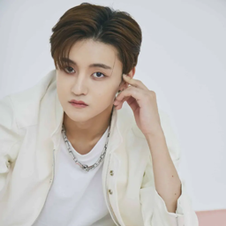 Hikaru gallery image