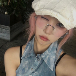 Koo Hanna gallery image