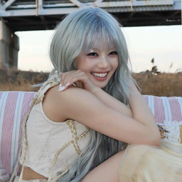 Hinata gallery image