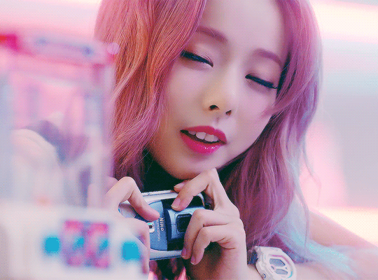 Vivi gif