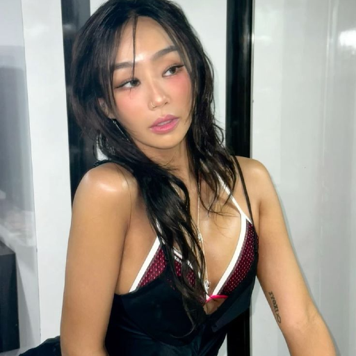 Imagem da galeria de Hyolyn
