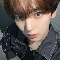 Han Yujin gallery image