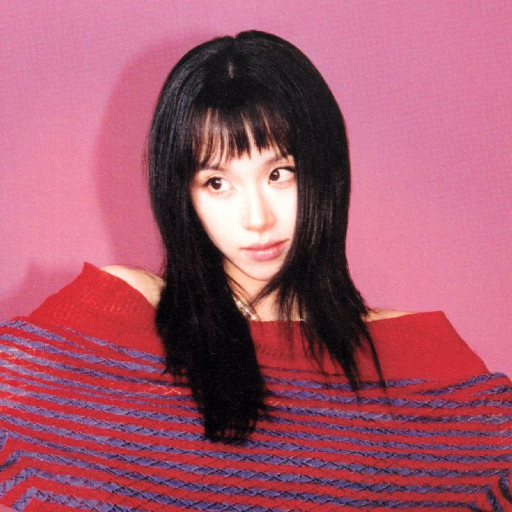Chaeyoung gallery image