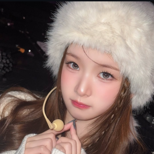 Iyoo gallery image