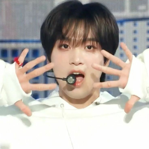 Haechan gallery image