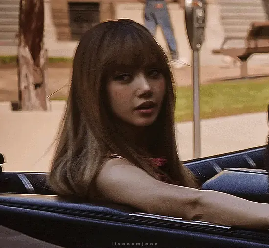 Lalisa gif