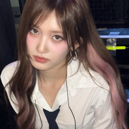 Leeseo gallery image