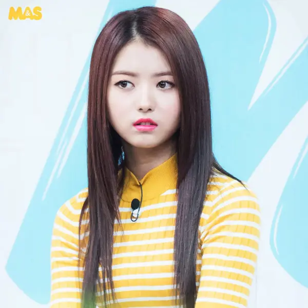 Gambar galeri Nayoung