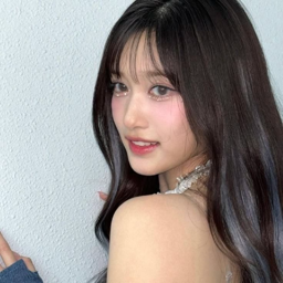 Leeseo gallery image