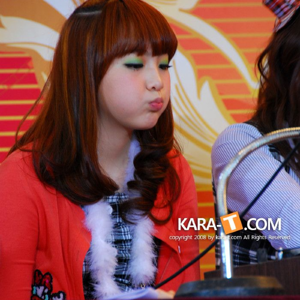 Jiyoung gallery image