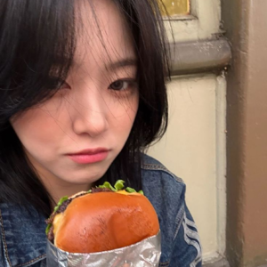 HyunJin gallery image