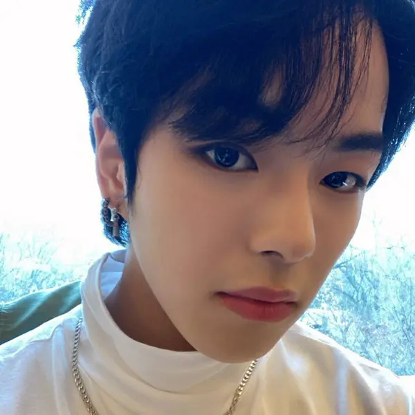 Yoon Jaehyuk gallery image