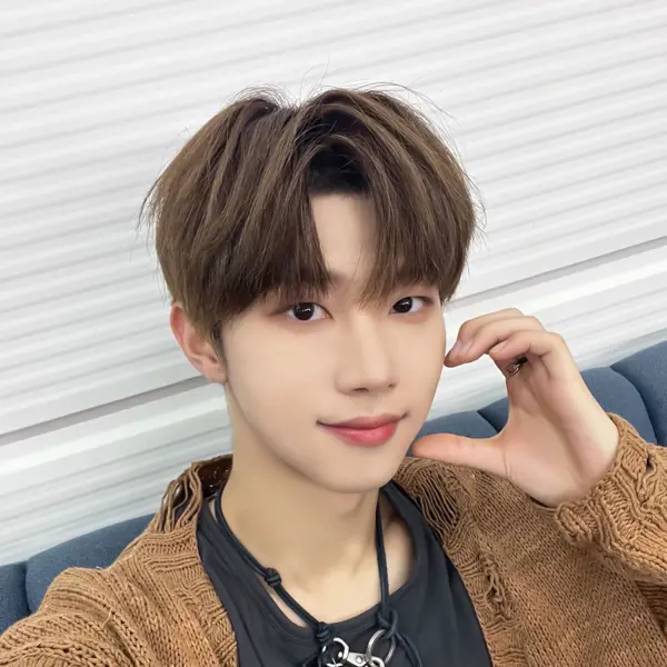 Hyunwoo gallery image