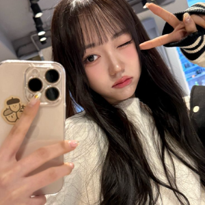 Park ShiOn gallery image