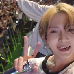 Yeosang gallery image