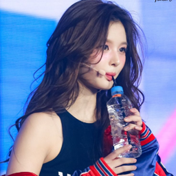 Sullyoon gallery image