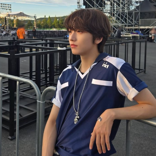 Jeong Semin gallery image