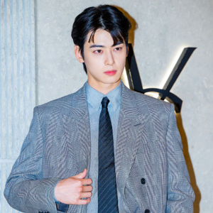 Cha Eunwoo gallery image