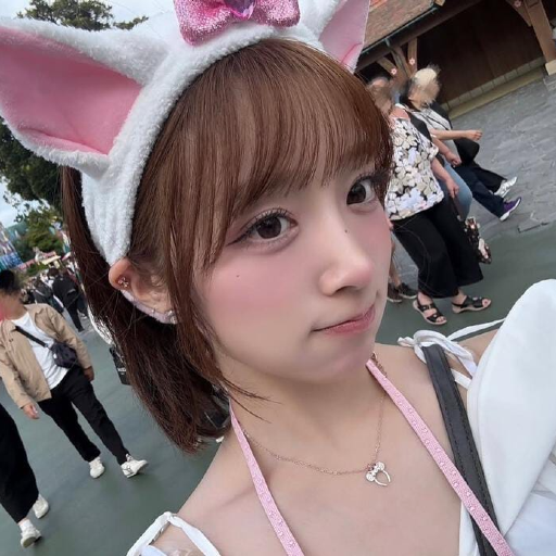 Hina gallery image