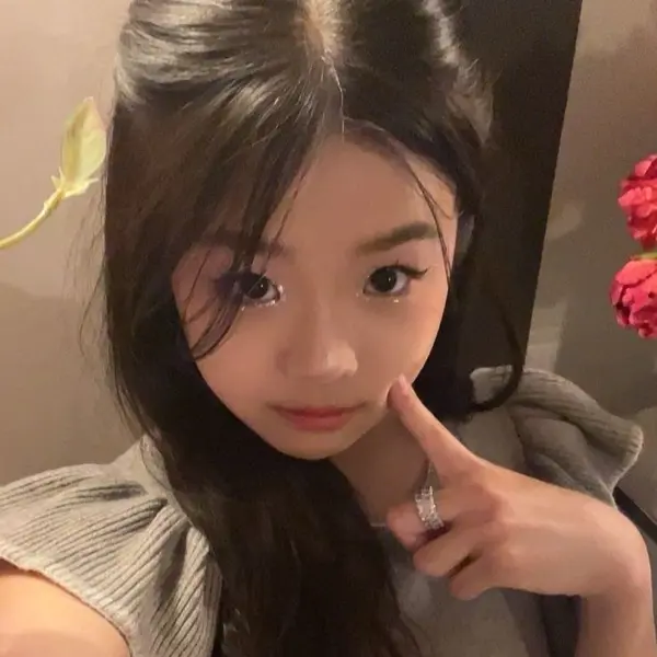 Kaylee gallery image