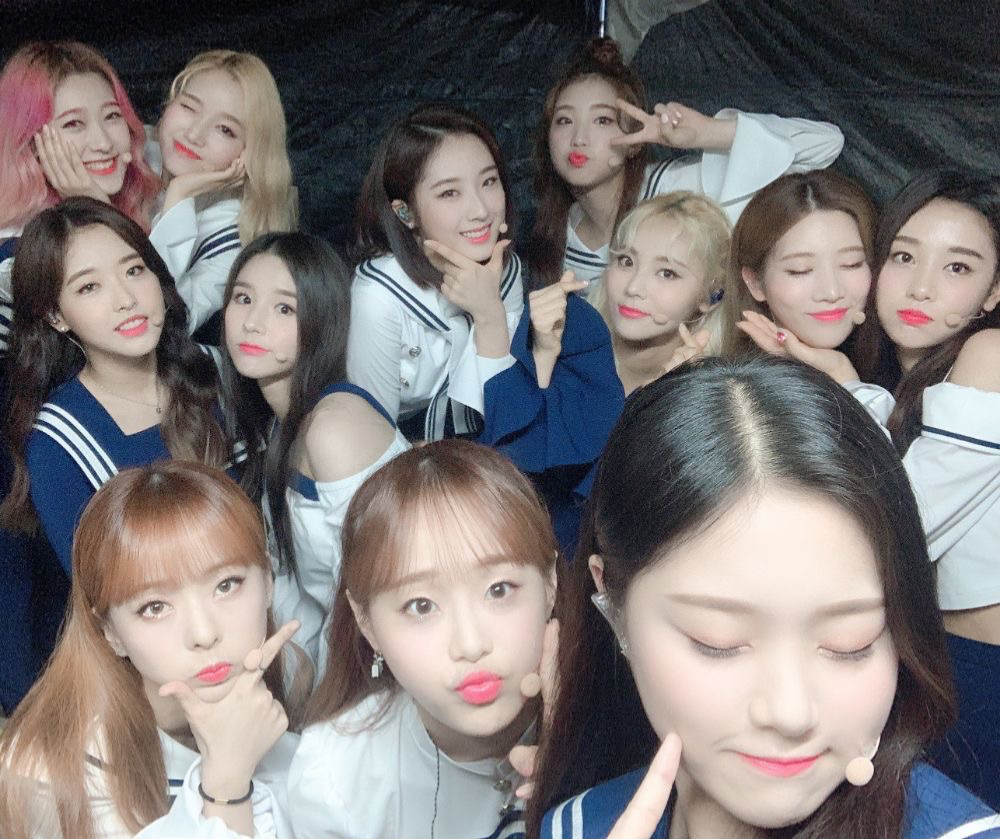 LOONA photo