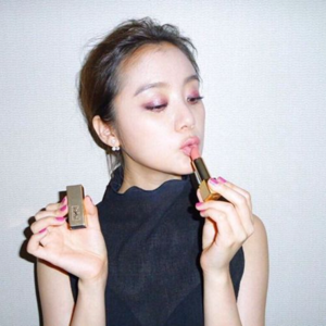 Woo Hyerim gallery image