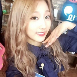 Yein gallery image
