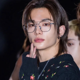 Hyunjin gallery image