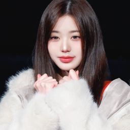 Wonyoung gallery image